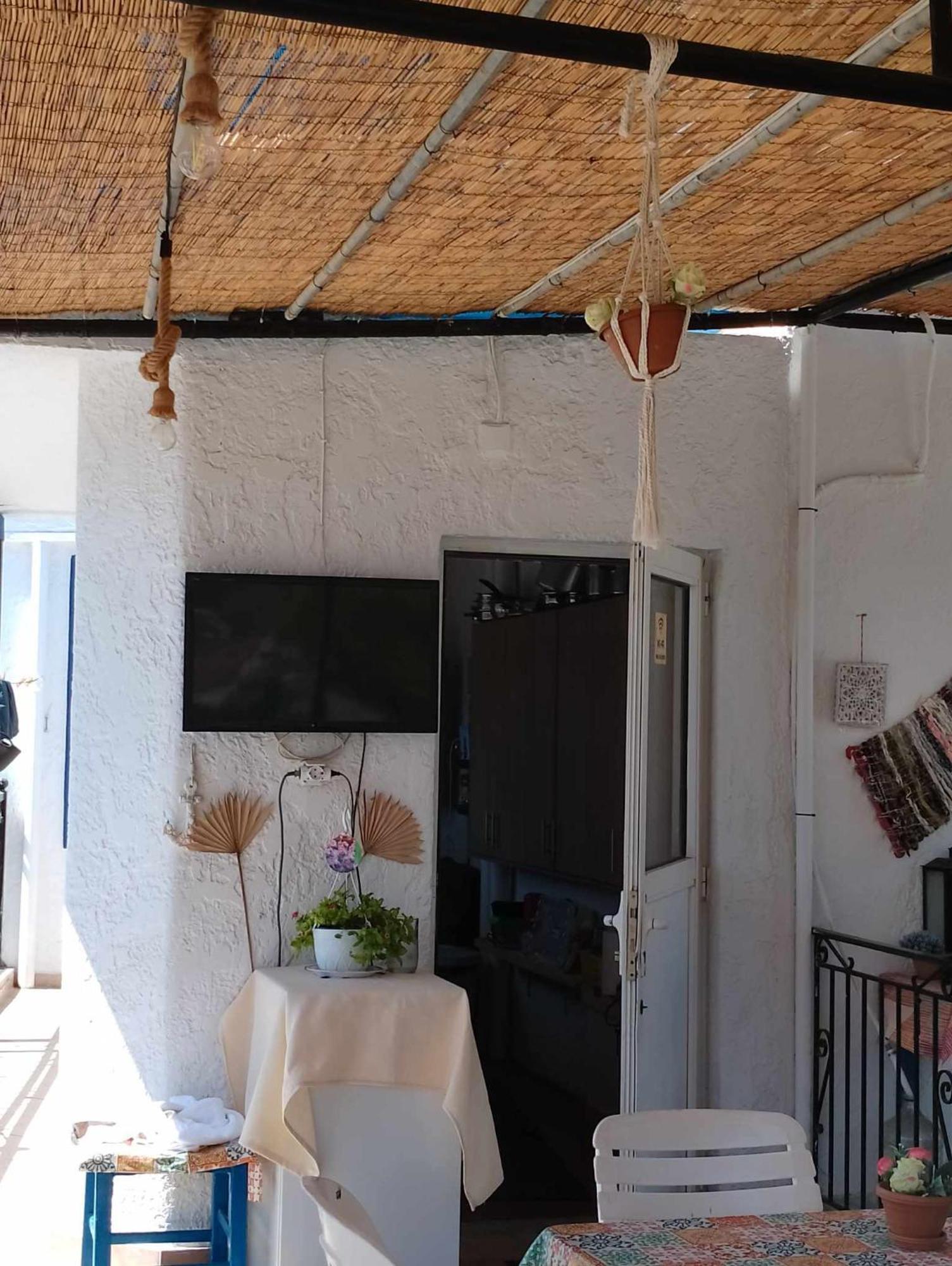 Cleios Rooms And Studios, Kalymnos 85200 Panormos  Экстерьер фото